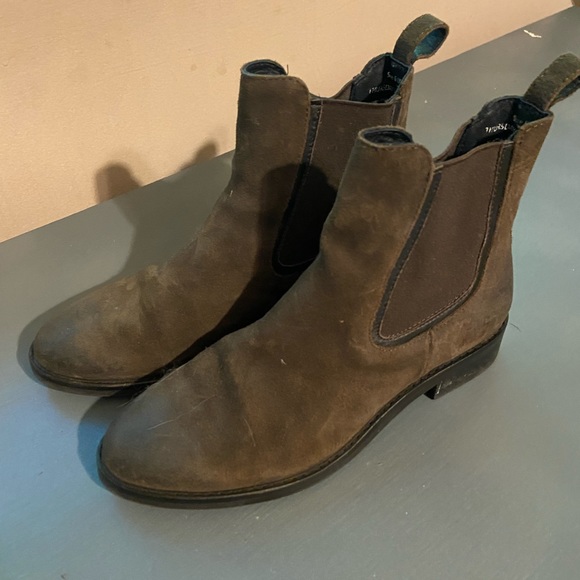 Thursday Boot Co Dutchess Chelsea Boot - Picture 2 of 2